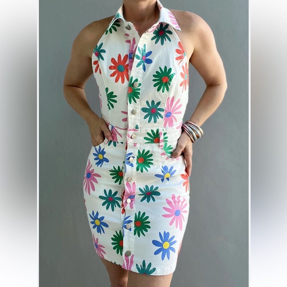 Baevely (Boutique Brand) (M) Daisy Floral Retro White Denim Halter Style Dress